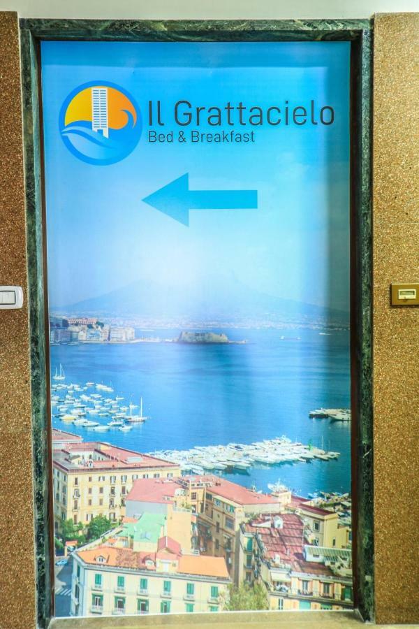 Il Grattacielo * Nápoles